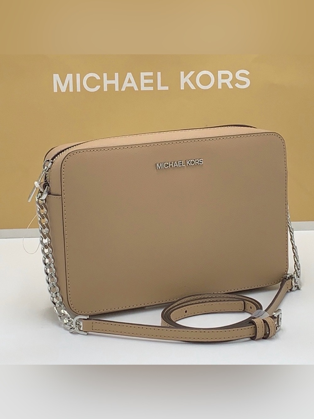 Michael Kors Jet Set Travel Large East/West Saffiano Leather-Camel